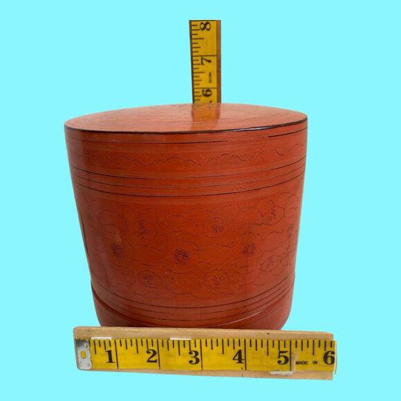 Antique Asian Burmese Red Cinnabar Lacquered Betel Box Hand Crafted & Painted - Picture 6 of 11